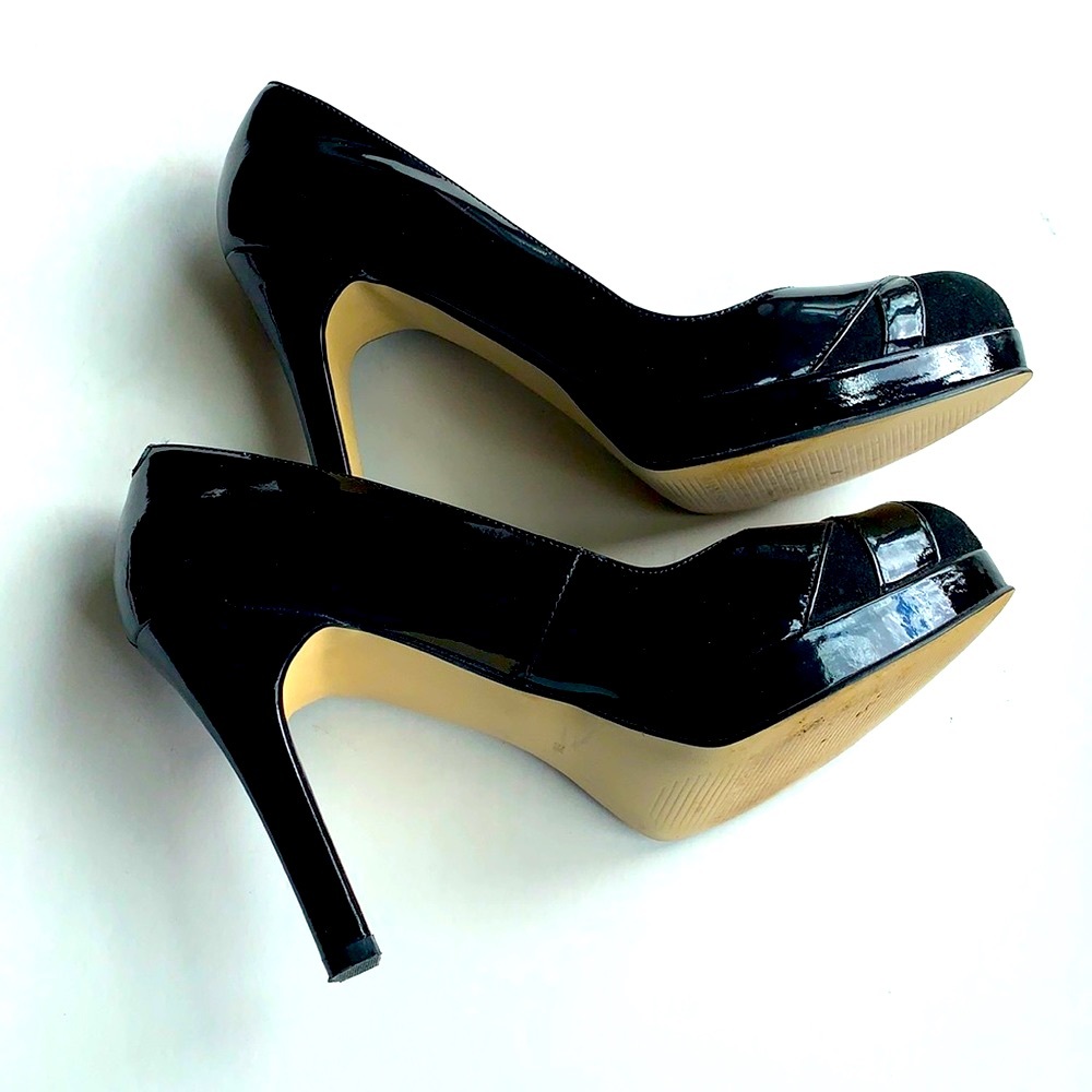 Marc Fisher Patent Suede Heels 6M